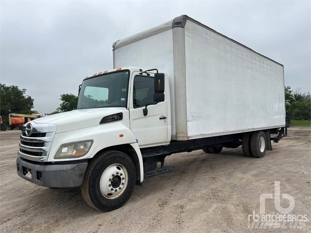 Hino 268 Furgone chiuso