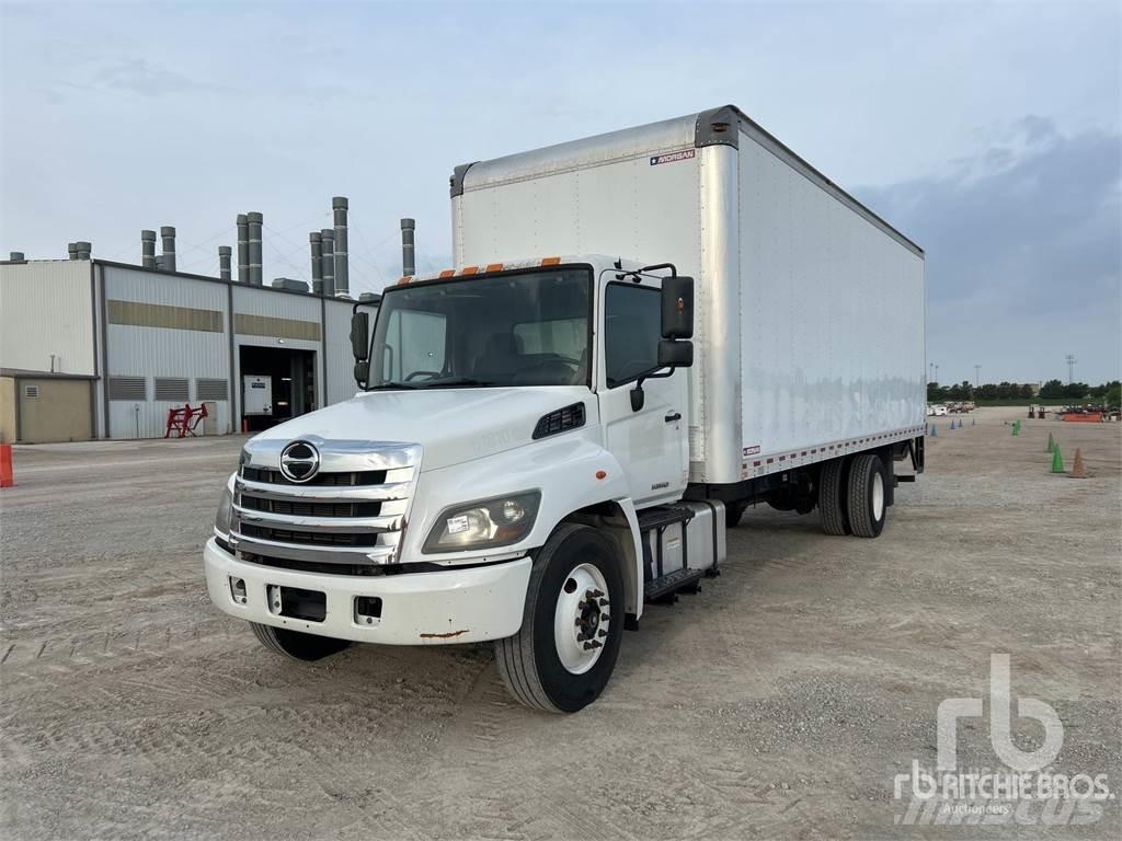Hino 268 Furgone chiuso