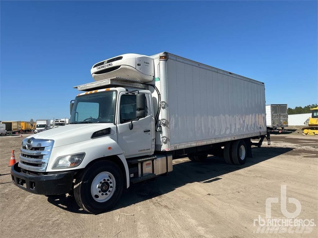 Hino 338 Van a temperatura controllata