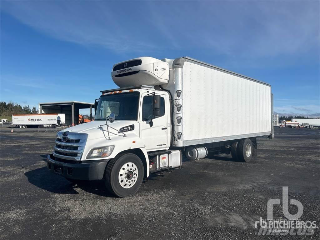 Hino 338 Van a temperatura controllata
