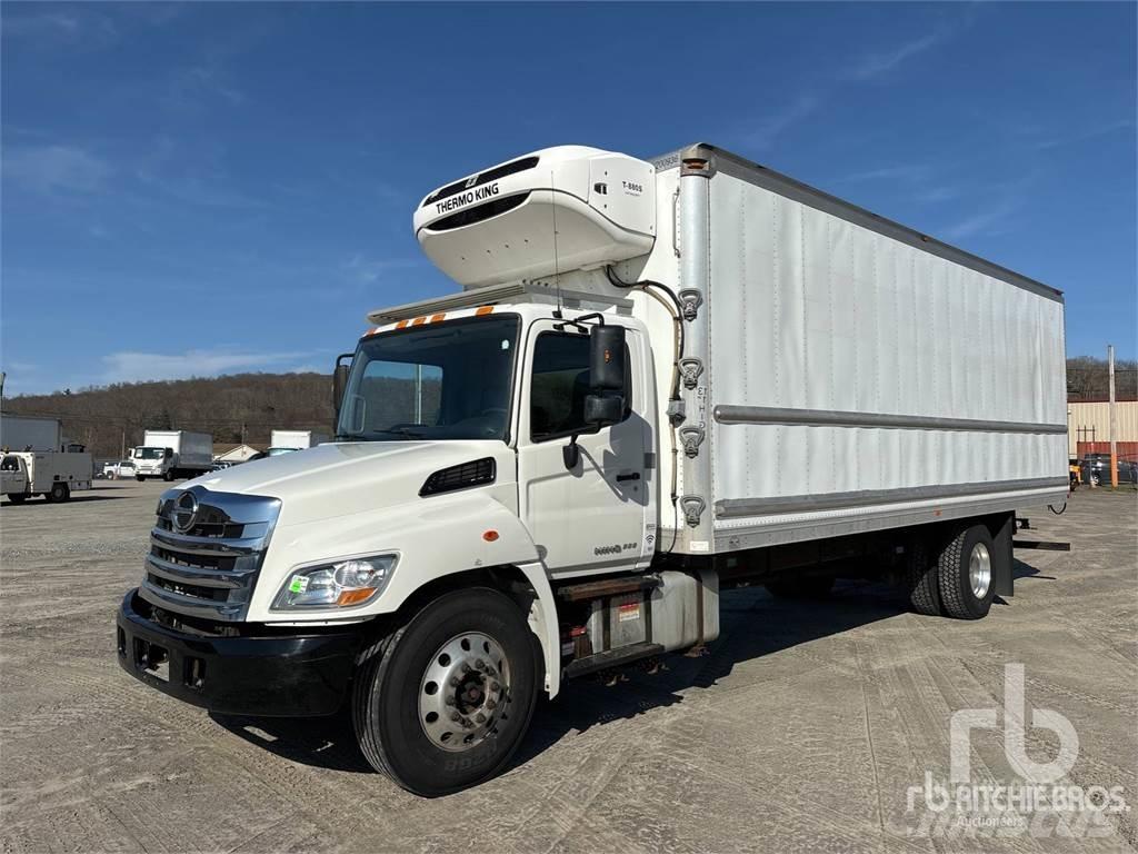 Hino 338 Van a temperatura controllata