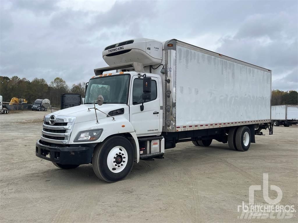 Hino 338 Van a temperatura controllata