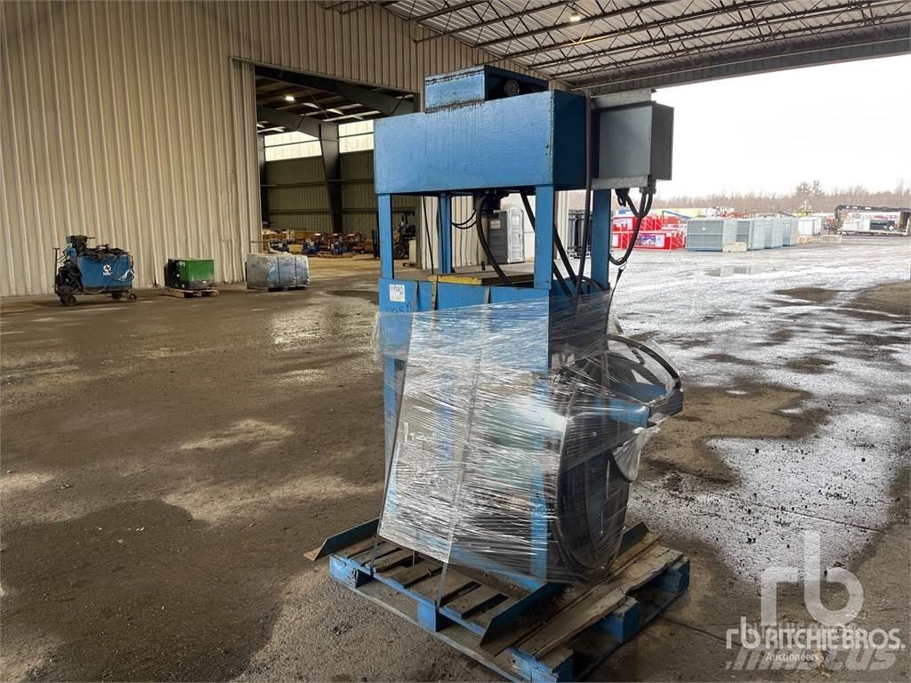  Hydraulic Press Costruzioni - Altro