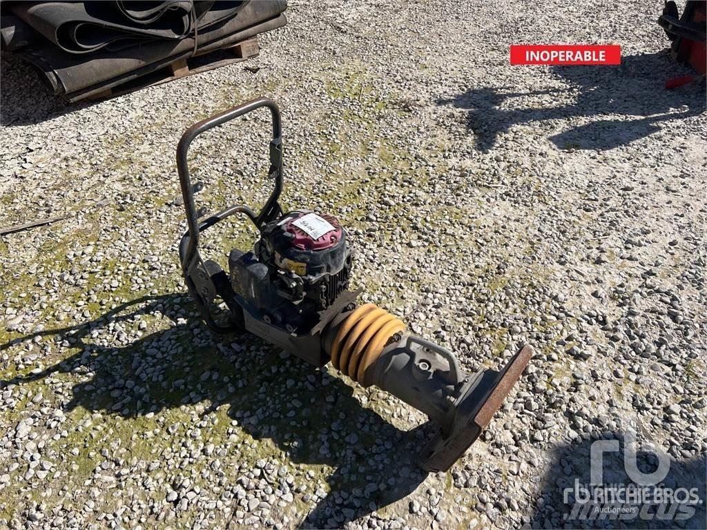  (Inoperable) Vibratori