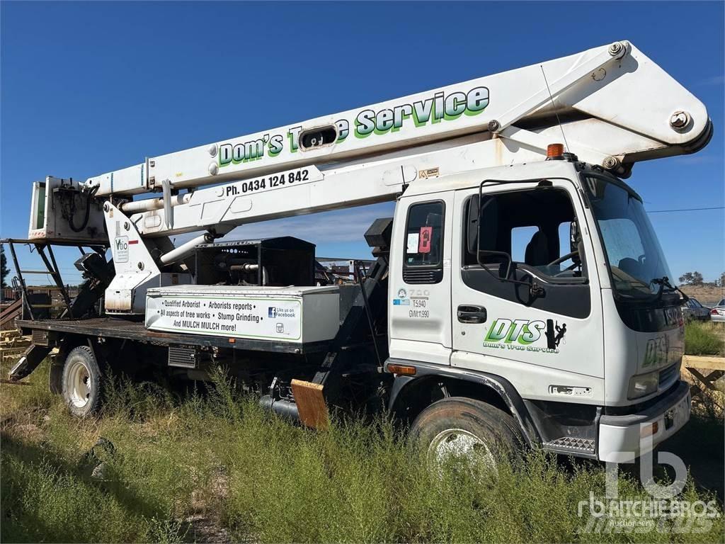 Isuzu FSR700A Piattaforme aeree su rimorchio