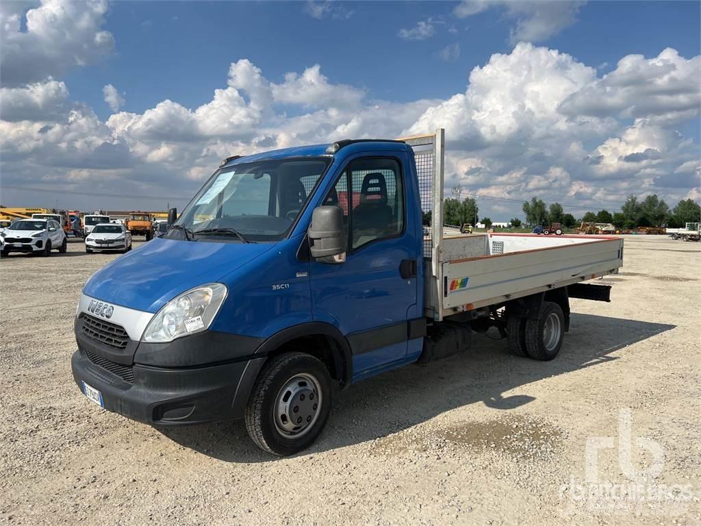 Iveco 35C11 Camion con sponde ribaltabili