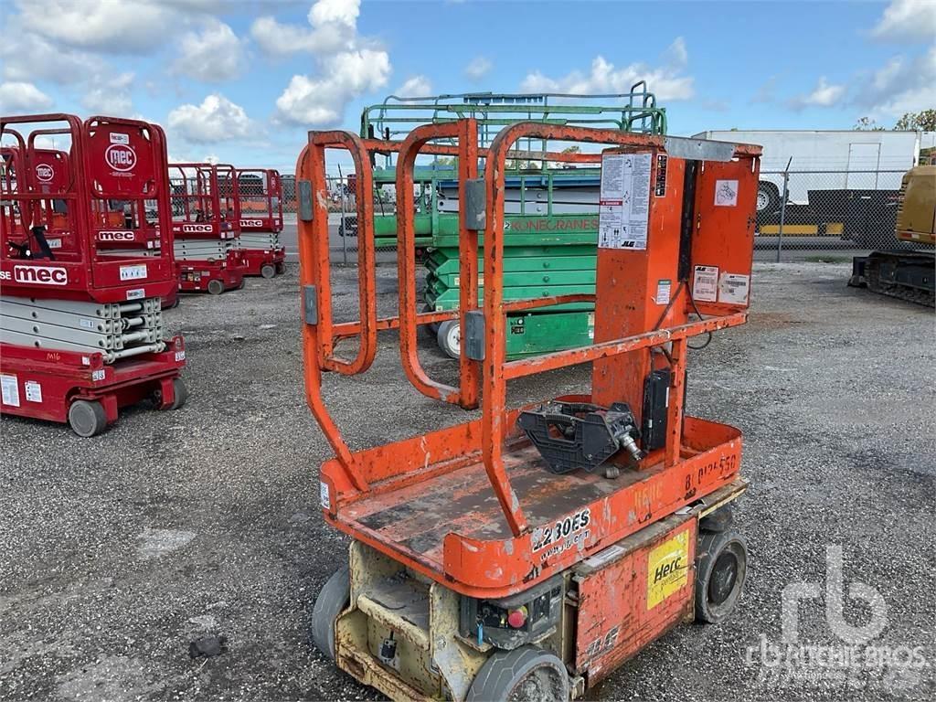 JLG 1230ES Piattaforme a braccio articolato