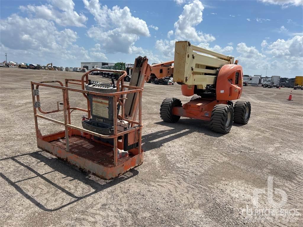 JLG 450AJ Piattaforme a braccio articolato