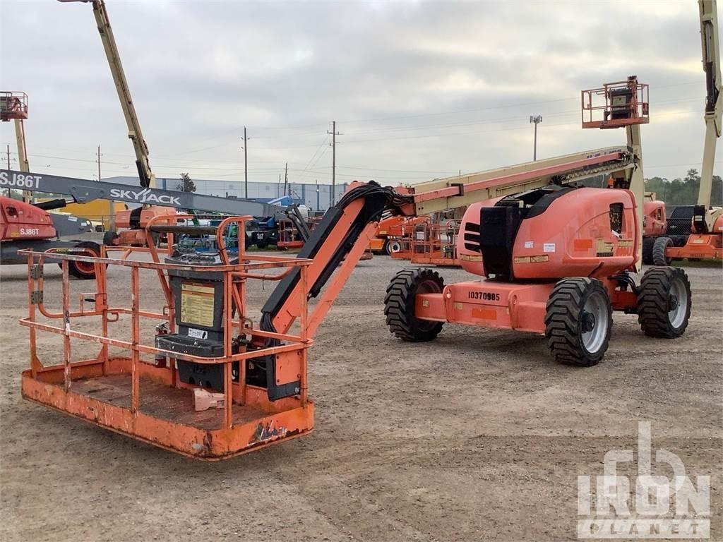 JLG 600AJ Piattaforme a braccio articolato
