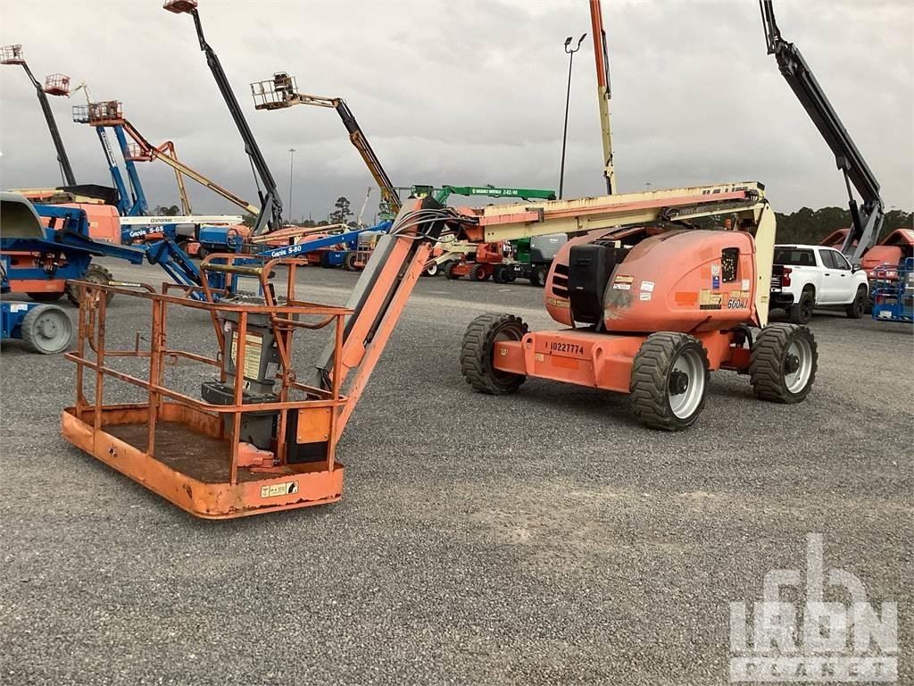 JLG 600AJ Piattaforme a braccio articolato