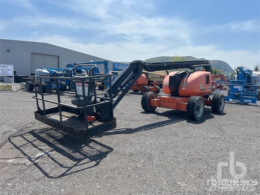 JLG 600AJ Piattaforme a braccio articolato