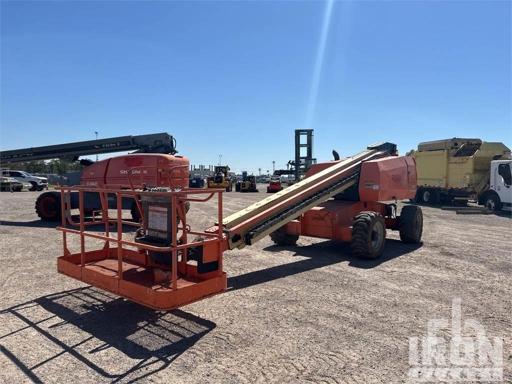 JLG 600S Piattaforme a braccio articolato