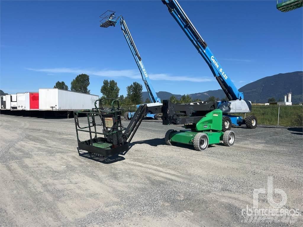JLG E450AJ Piattaforme a braccio articolato