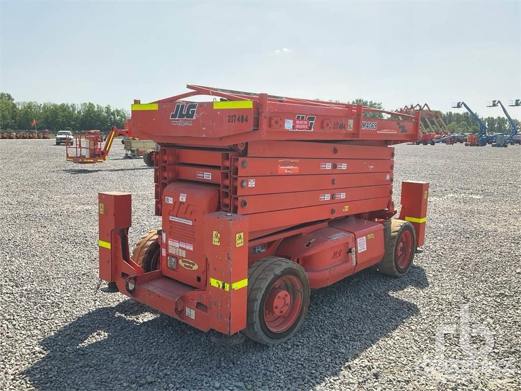 JLG M4069LE Piattaforme a pantografo