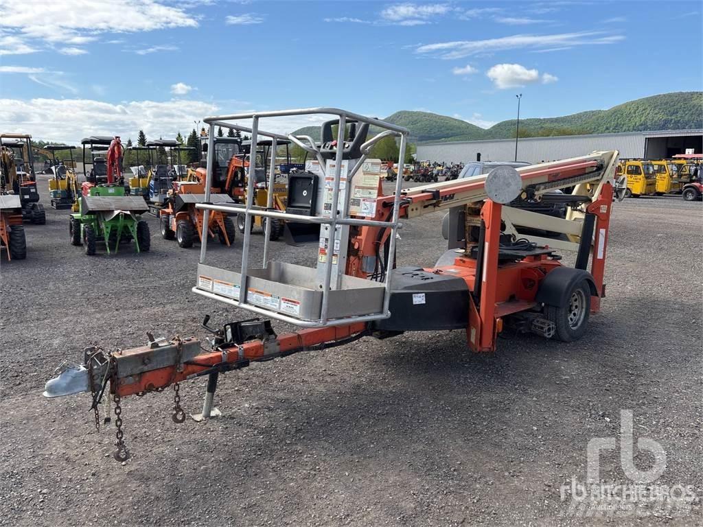 JLG T-350 Piattaforme a braccio articolato