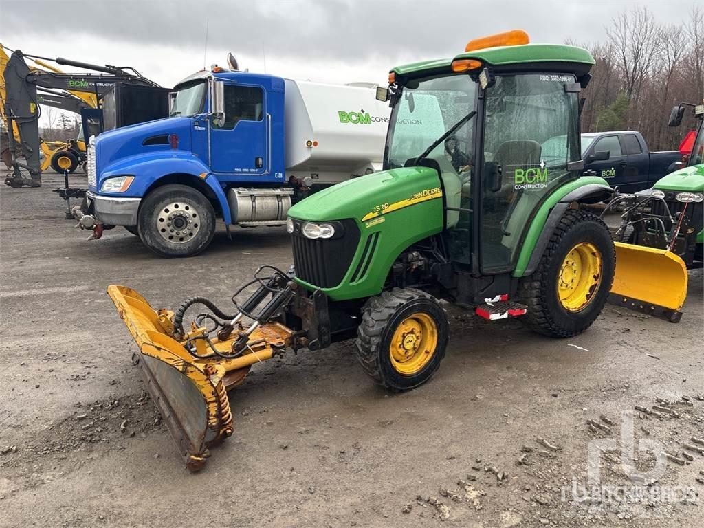 John Deere 3320 Trattori compatti