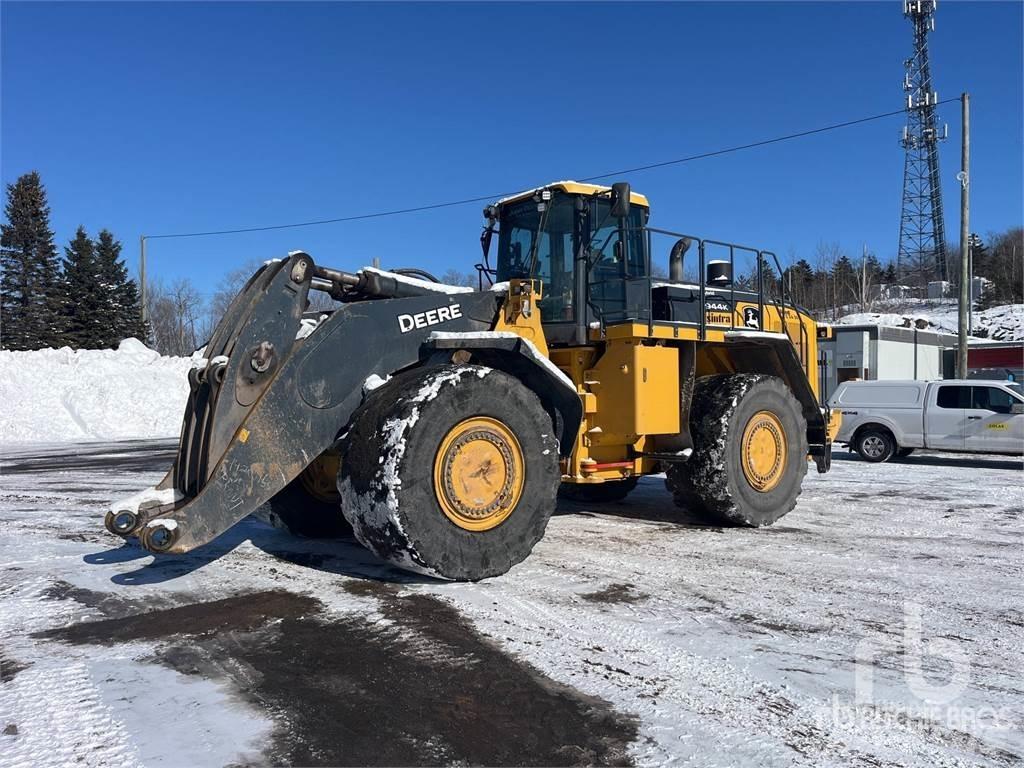 John Deere 944K Pale gommate