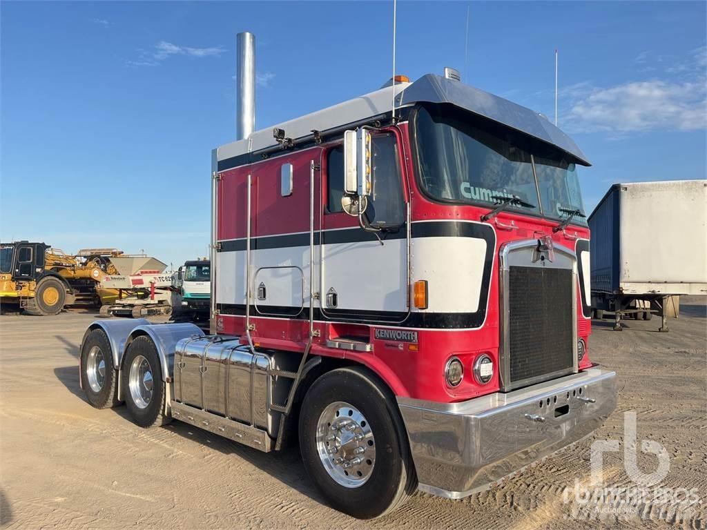 Kenworth K104 Motrici e Trattori Stradali