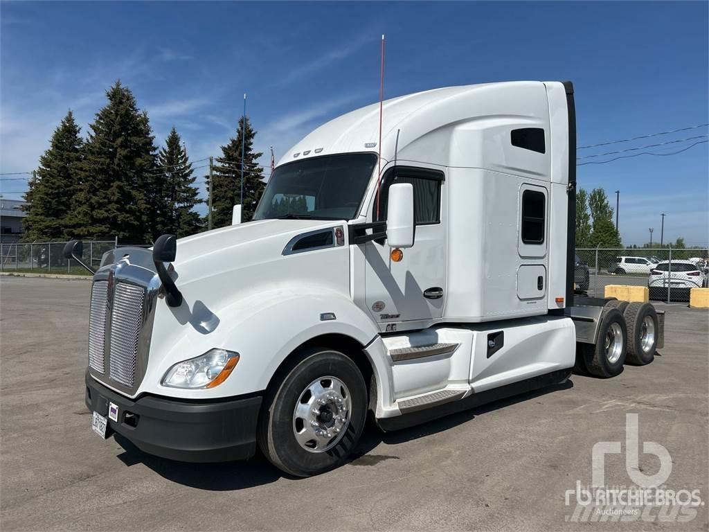 Kenworth T-680 Motrici e Trattori Stradali