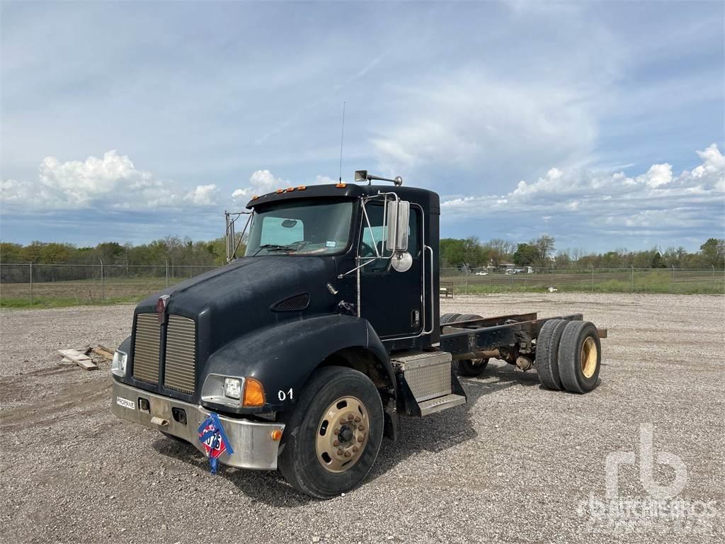 Kenworth T300 Autocabinati