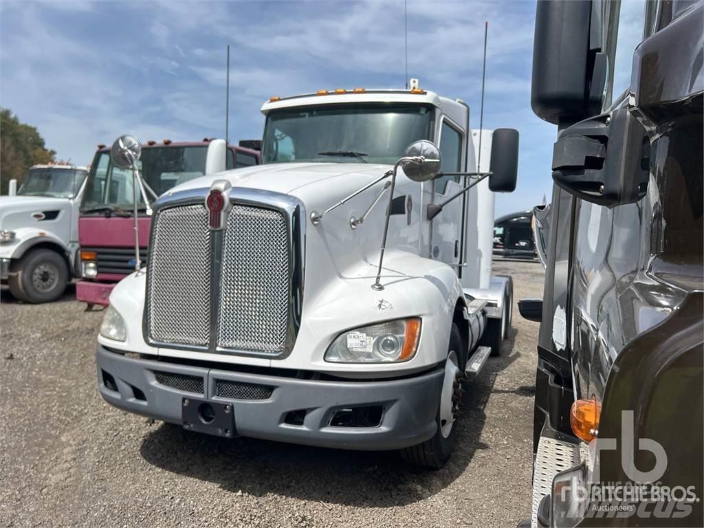 Kenworth T660 Motrici e Trattori Stradali