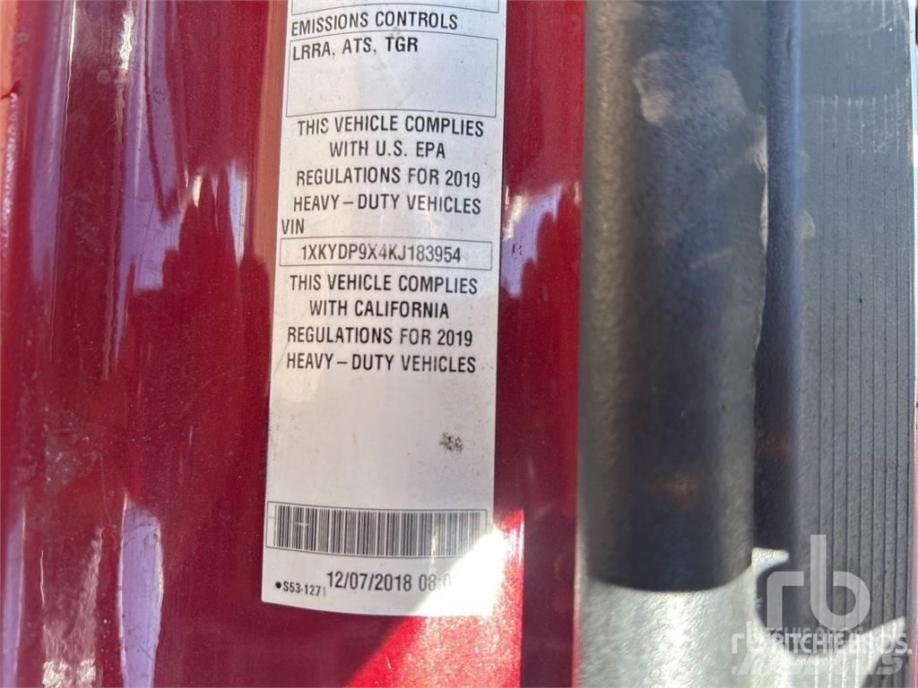Kenworth T680 Motrici e Trattori Stradali