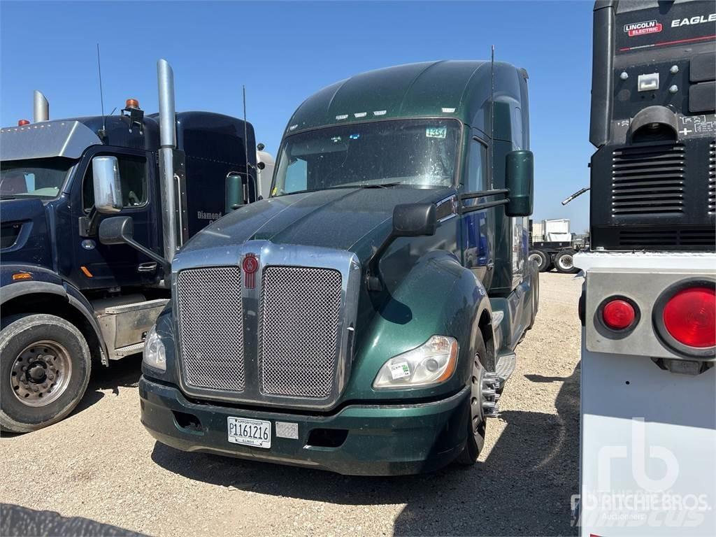 Kenworth T680 Motrici e Trattori Stradali