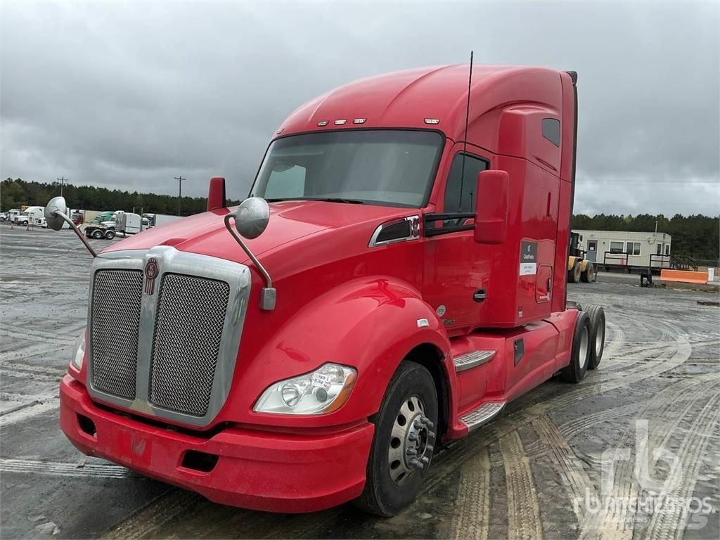 Kenworth T680 Motrici e Trattori Stradali