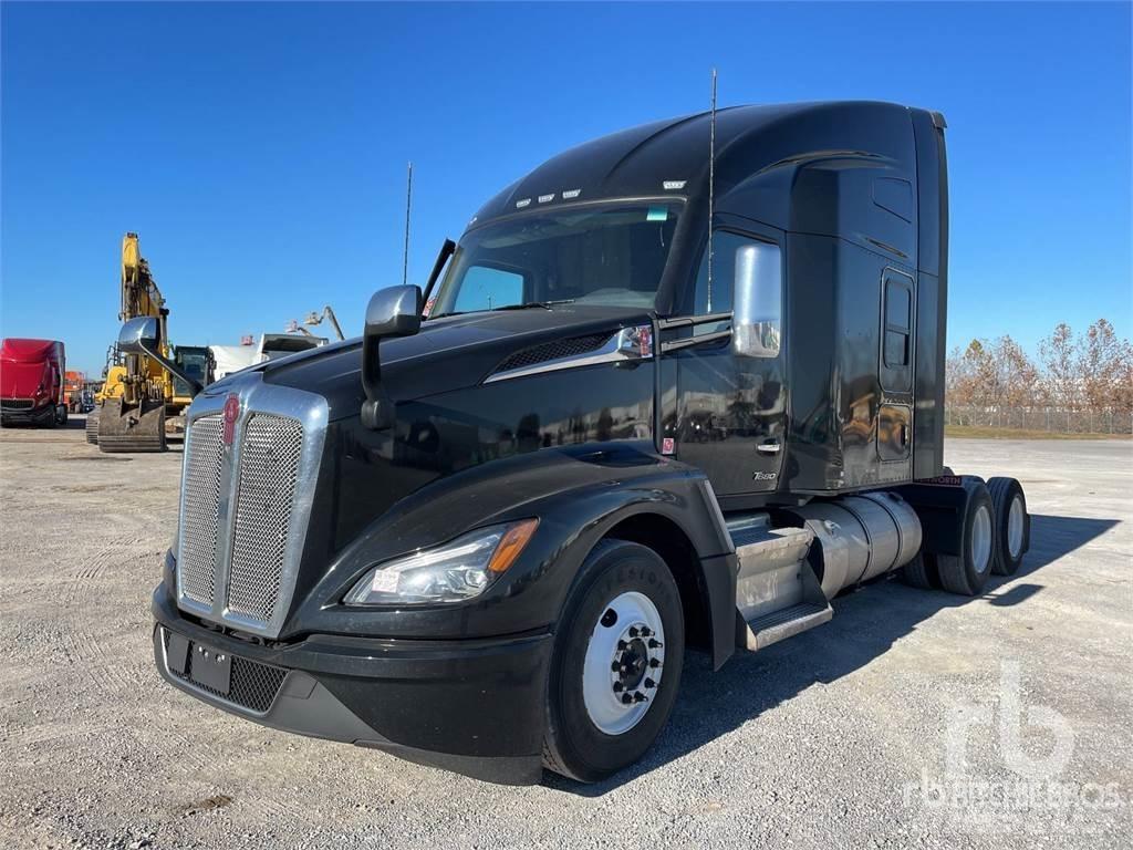 Kenworth T680 Motrici e Trattori Stradali