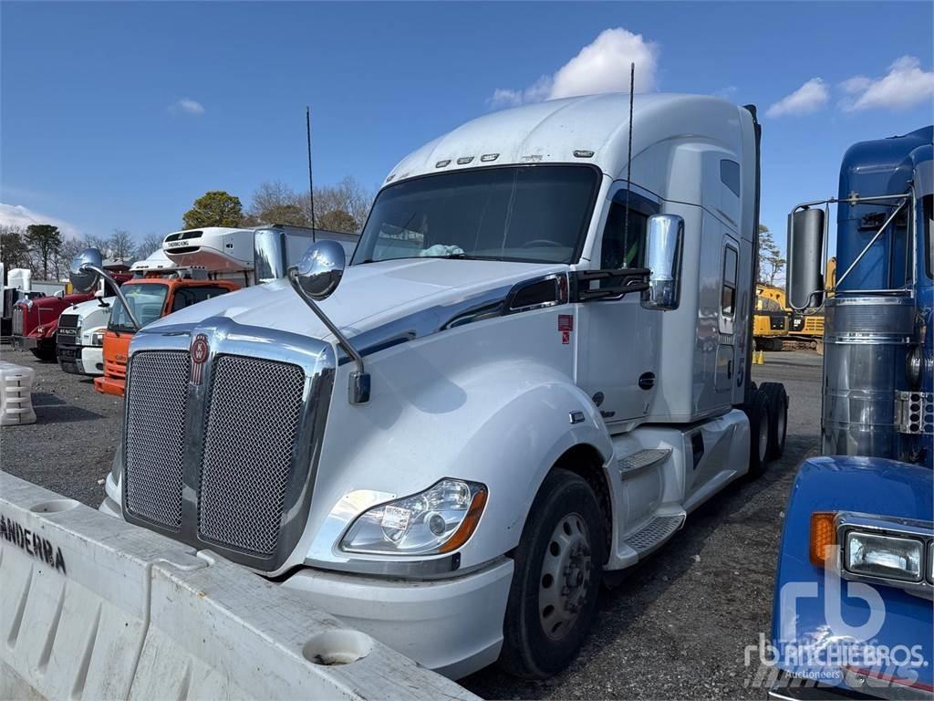Kenworth T680 Motrici e Trattori Stradali