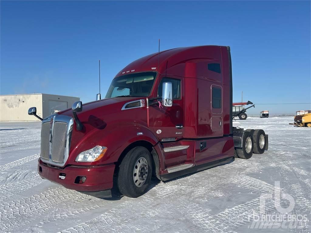 Kenworth T680 Motrici e Trattori Stradali