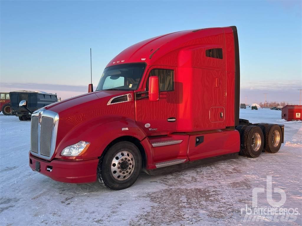 Kenworth T680 Motrici e Trattori Stradali