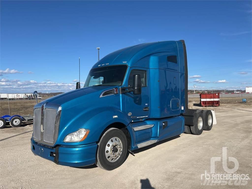 Kenworth T680 Motrici e Trattori Stradali