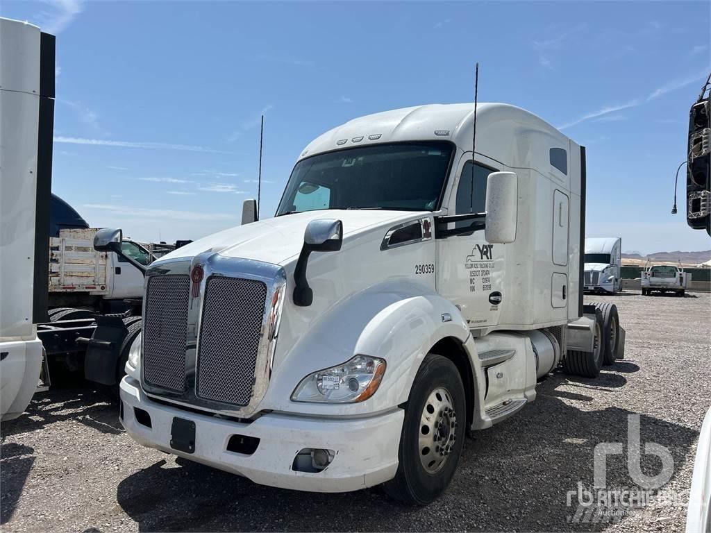 Kenworth T680 Motrici e Trattori Stradali