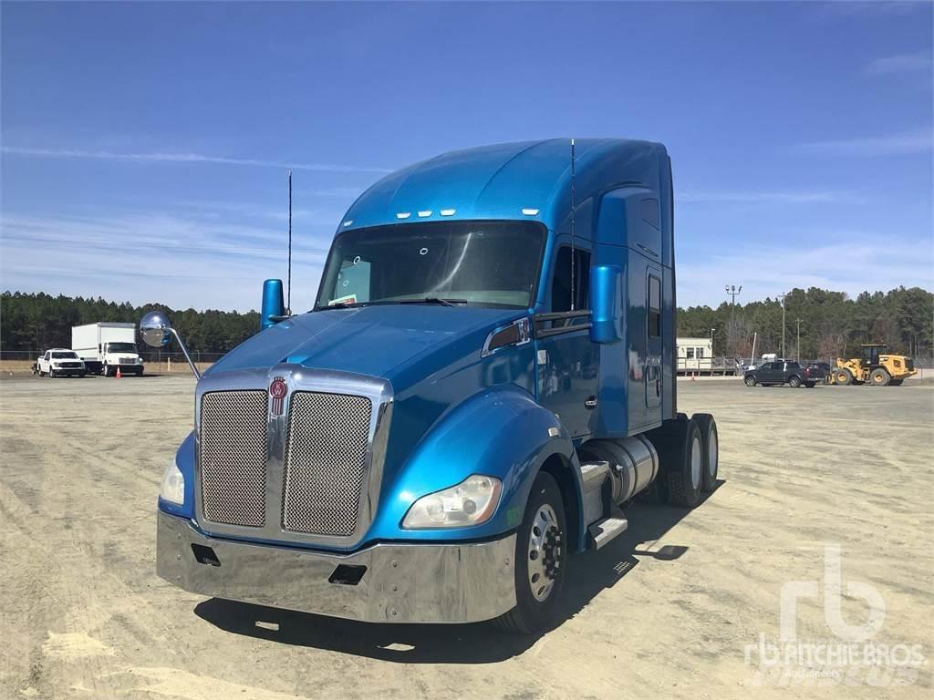 Kenworth T680 Motrici e Trattori Stradali