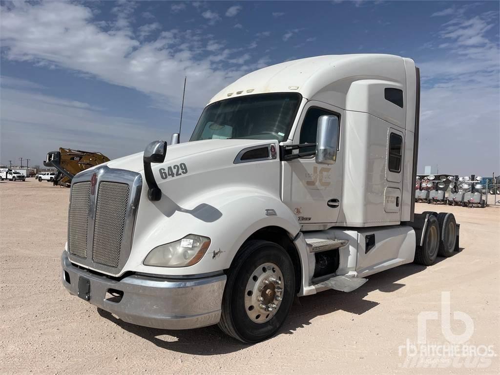 Kenworth T680 Motrici e Trattori Stradali