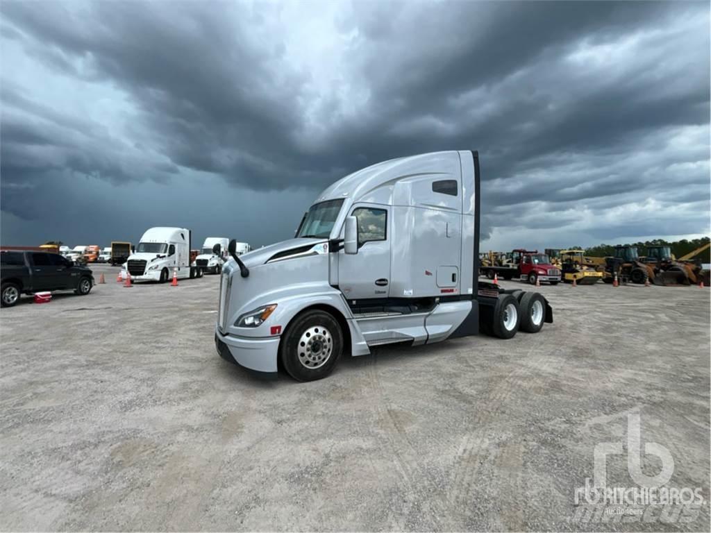 Kenworth T680 Motrici e Trattori Stradali