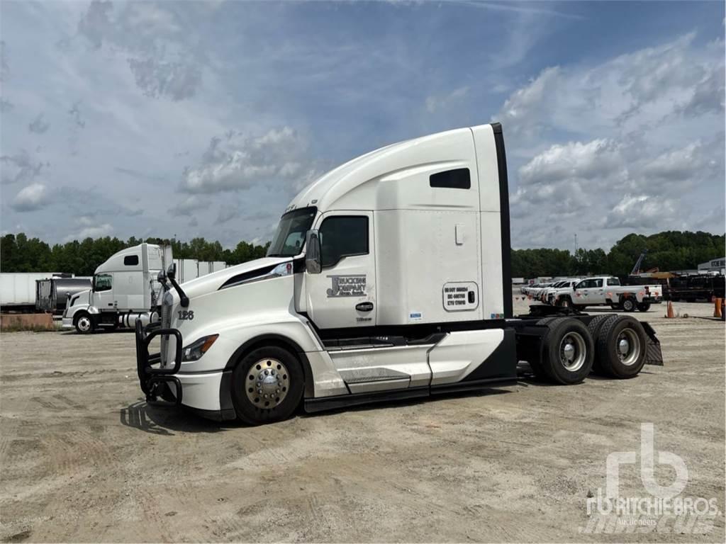 Kenworth T680 Motrici e Trattori Stradali