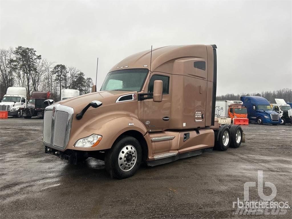 Kenworth T680 Motrici e Trattori Stradali