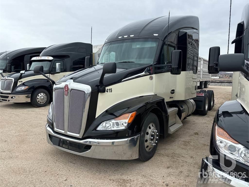 Kenworth T680 Motrici e Trattori Stradali