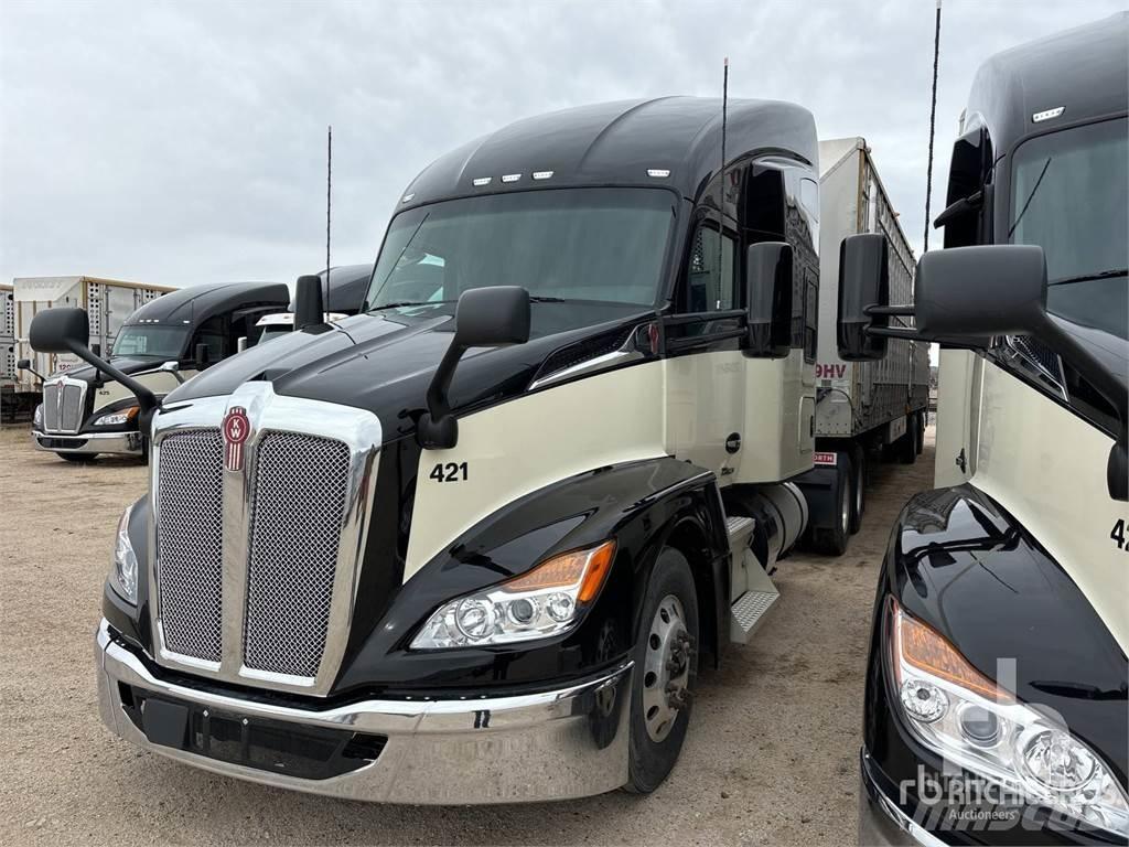 Kenworth T680 Motrici e Trattori Stradali