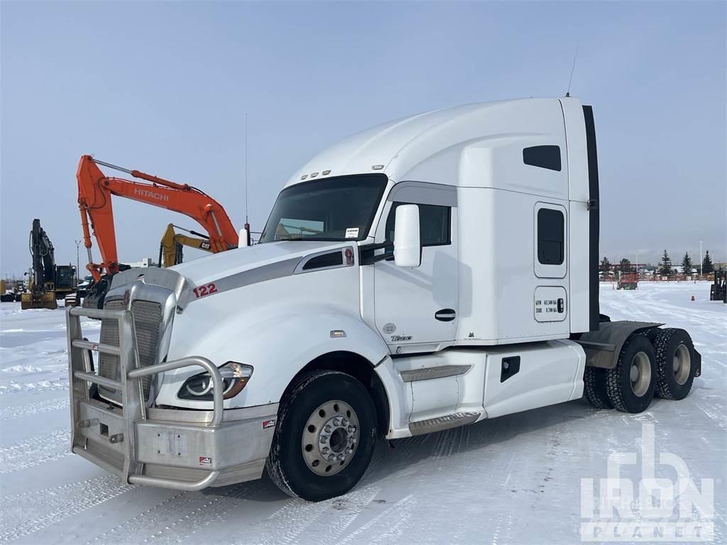 Kenworth T680 Motrici e Trattori Stradali