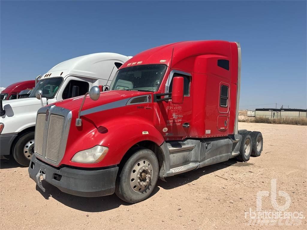 Kenworth T680 Motrici e Trattori Stradali