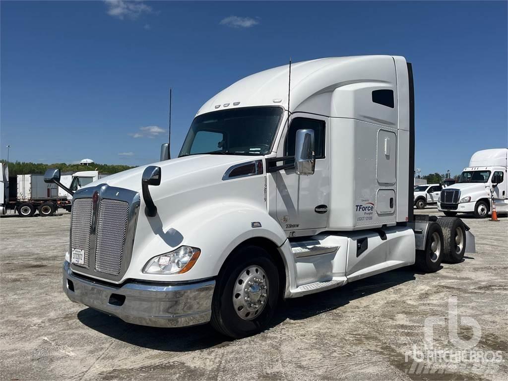 Kenworth T680 Motrici e Trattori Stradali