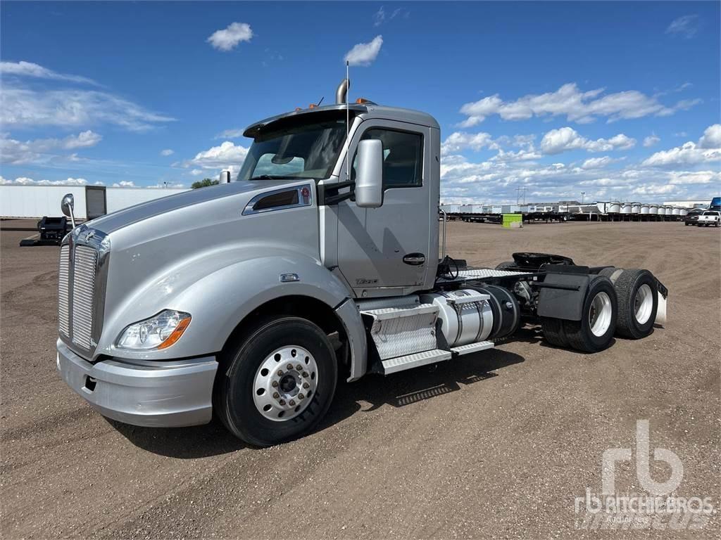 Kenworth T680 Motrici e Trattori Stradali