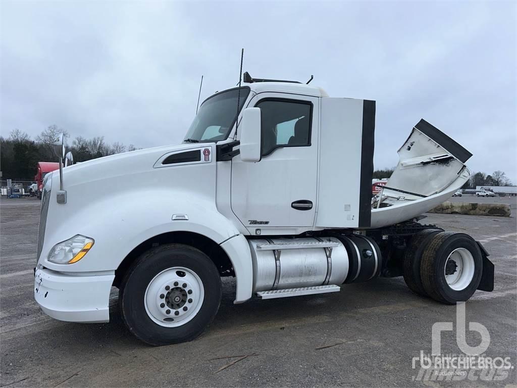 Kenworth T680 Motrici e Trattori Stradali
