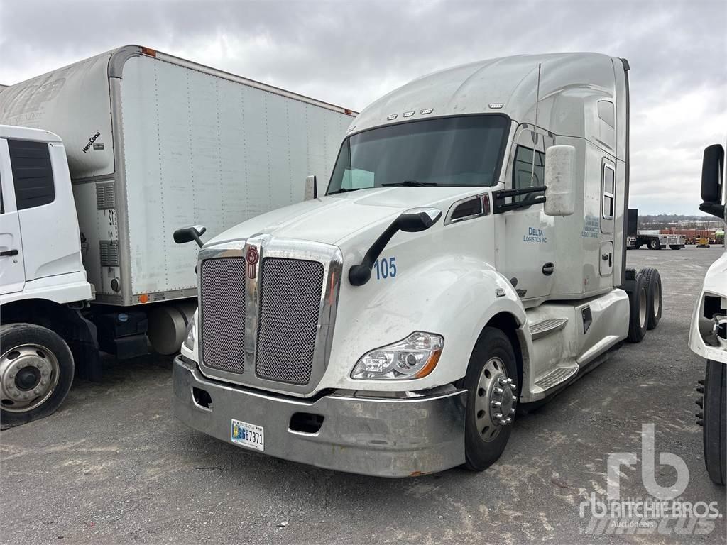 Kenworth T680 Motrici e Trattori Stradali