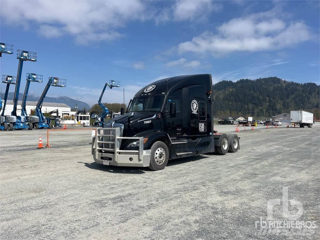 Kenworth T680 Motrici e Trattori Stradali