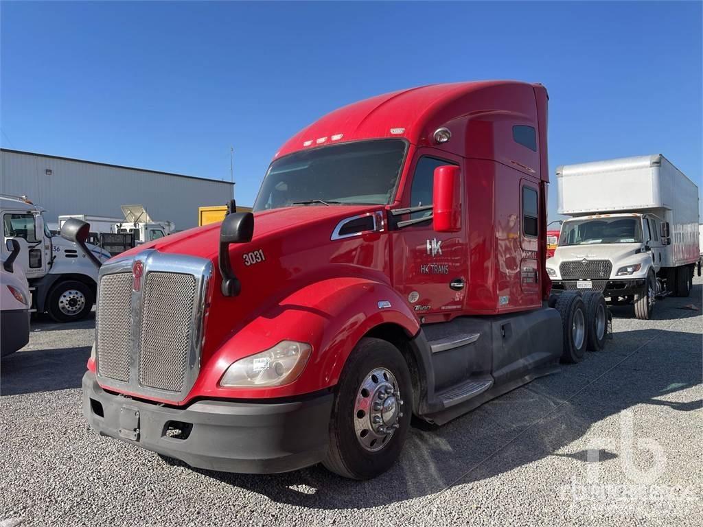 Kenworth T680 Motrici e Trattori Stradali