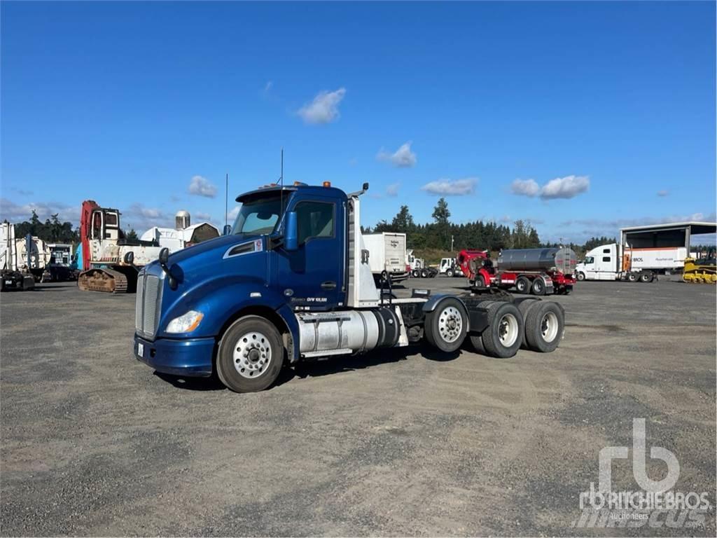 Kenworth T680 Motrici e Trattori Stradali
